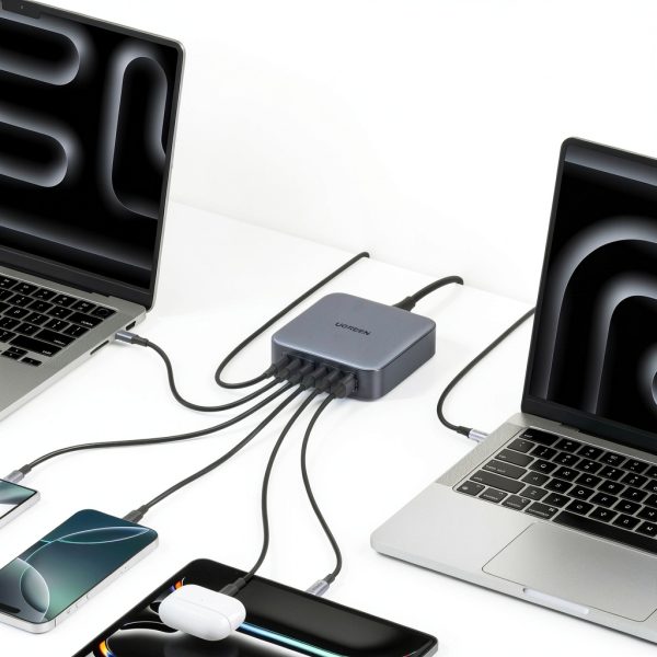 UGREEN Nexode 200W GaN Charger 6 Port Desktop Power Hub-1